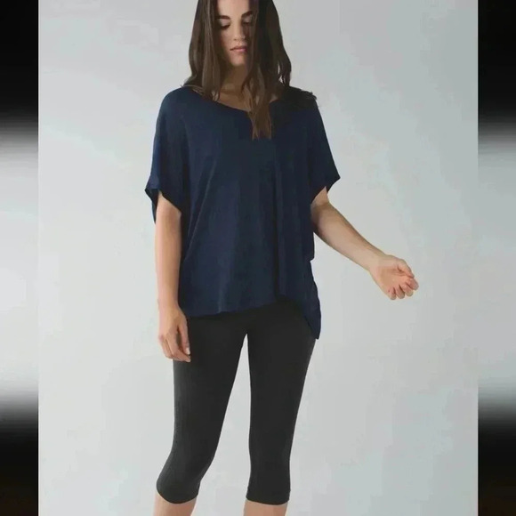 Lululemon Seamlessly Street Crop (First Release) Heathered Black - Picture 1 of 12